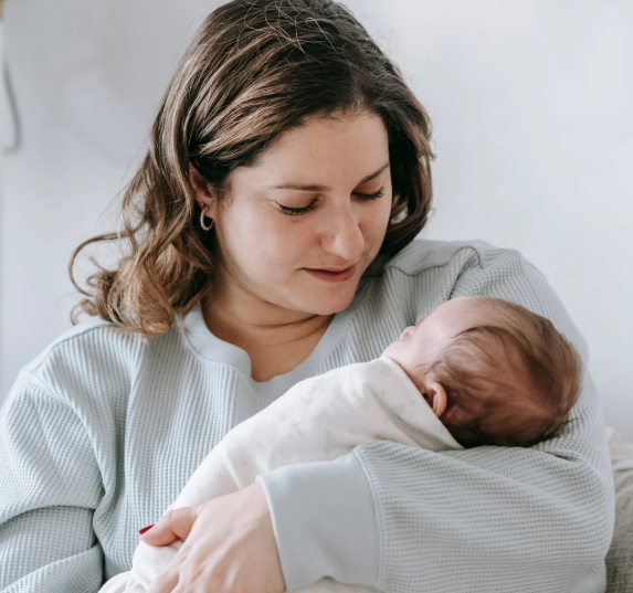How Long Do Breasts Take to Refill After Pumping? A Guide for Australian Mums